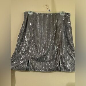 Women’s Shiny Fringe Rhinestone Slit Hem High Waised Mini Skirt